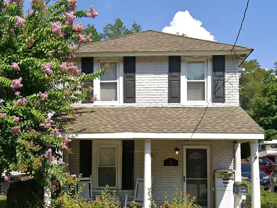 1st image of 20 Pergola Ave