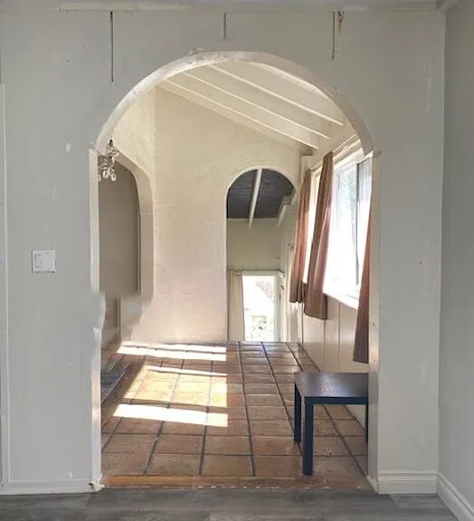 10623 Kinnard Ave — Photo 15