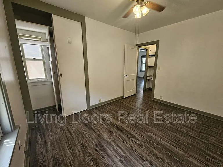 3025 P St — Photo 7