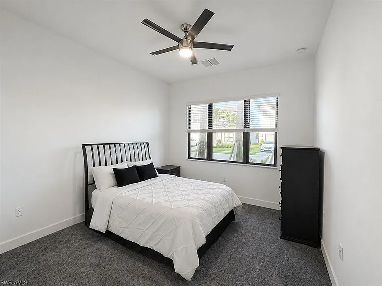 20202 Ainsley St — Photo 16