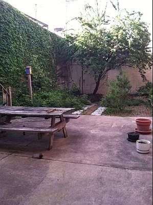 3rd image of 1362 W Grand Ave