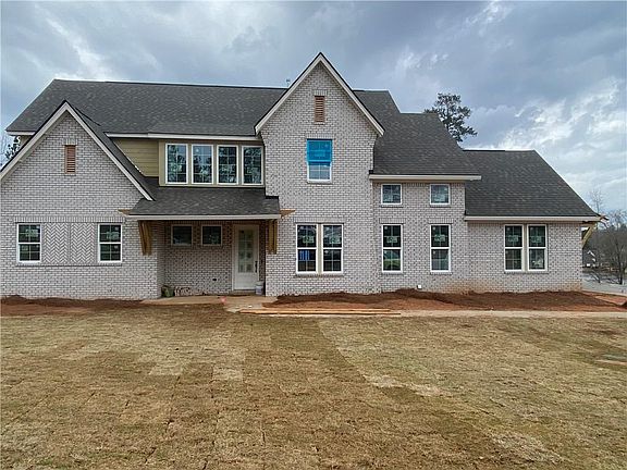 2nd image of 1111 Andrews Ave