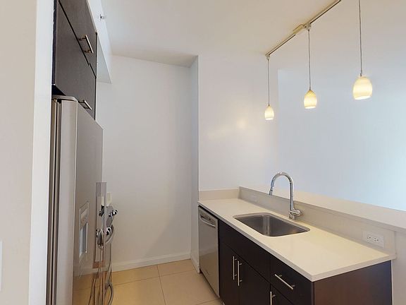 3rd image of 795 Columbus Ave APT 7J