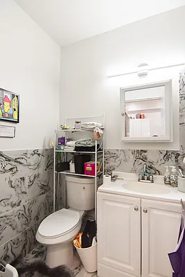 Rented by The Agency | media 16