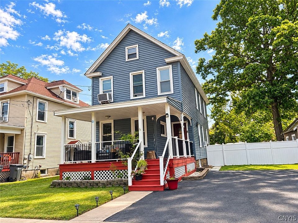 1st image of 704 Croton St