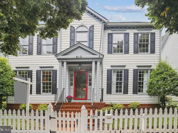 612 Kent Oaks Way, Gaithersburg, MD 20878