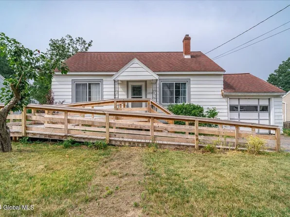 2838 Halsey Drive, Schenectady, NY 12304