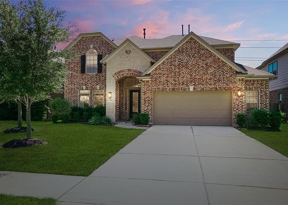 1st image of 30118 Southern Sky Dr