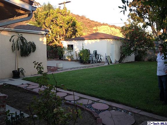4th image of 521 N Sunset Canyon Dr
