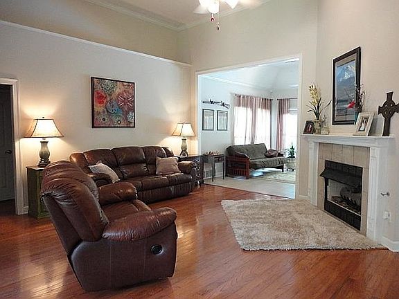4th image of 8210 Rebecca Woods Dr