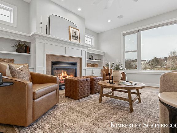 2nd image of 8617 Olde Meadow Dr NE