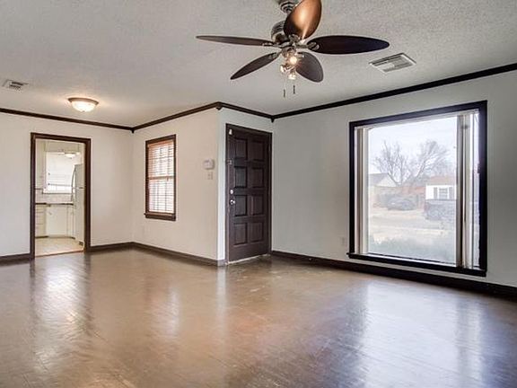 5th image of 2511 35th St