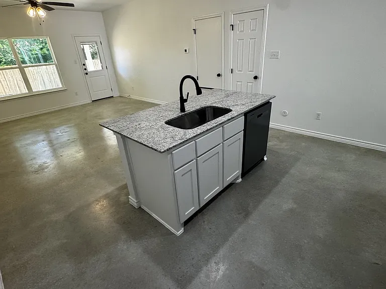 209 Elbert Ln #B — Photo 25