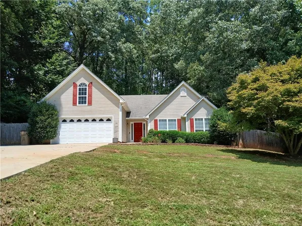 4013 Cheval Ct, Gainesville, GA 30507