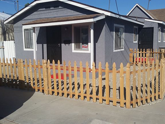 3rd image of 2828 S Denison Ave