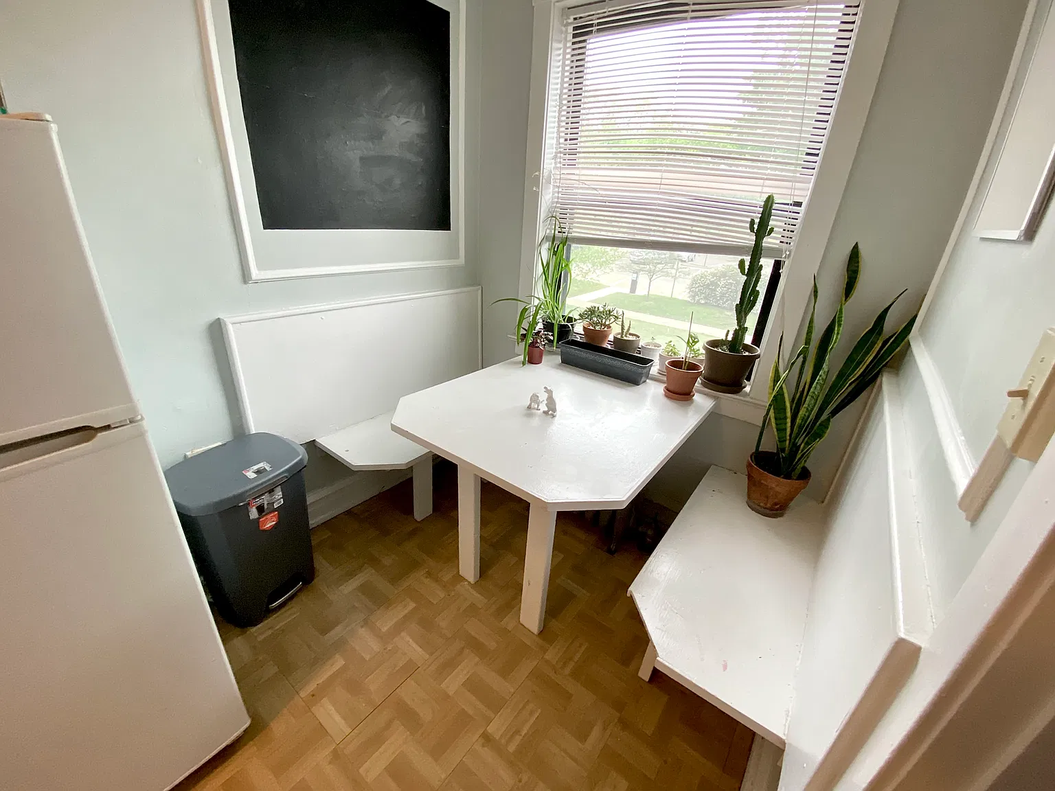 2 bed, 800 sqft, $2,200 — Photo 1