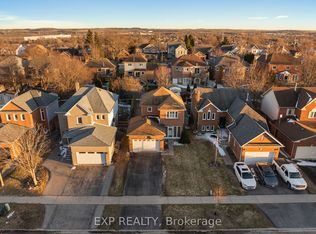 19 Natanya Blvd, Georgina, ON L4P 3R6