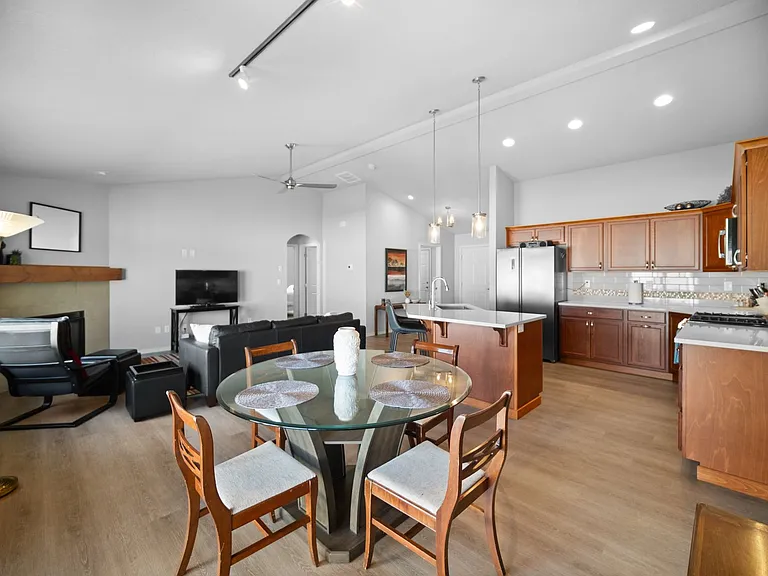 14611 E 31st Ave — Photo 13