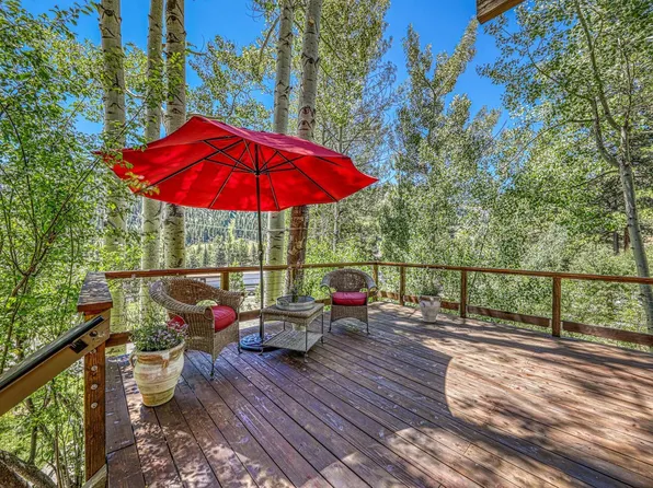1600 Christy Ln, Olympic Valley, CA 96146