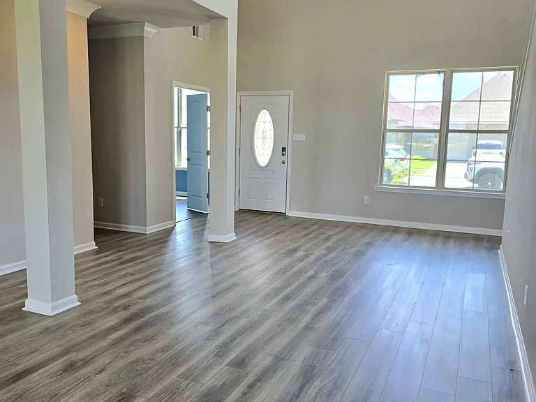 4410 Lake Crest Dr — Photo 5