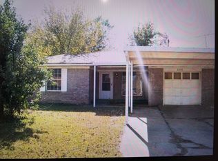 2303 E 10th St, Shawnee, OK 74801