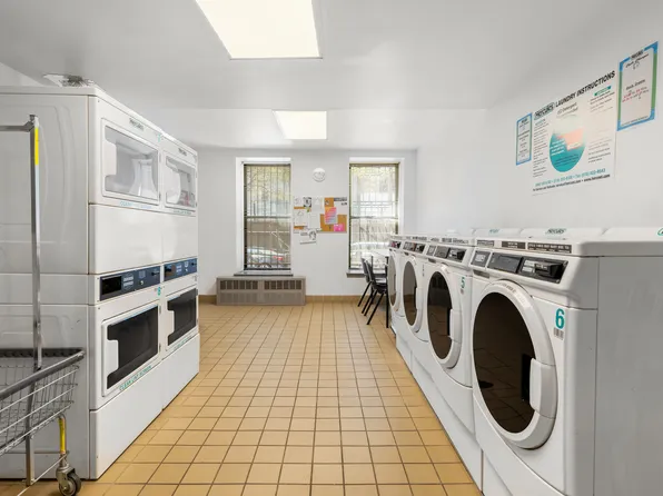 231 West 148th Street image 11 of 14