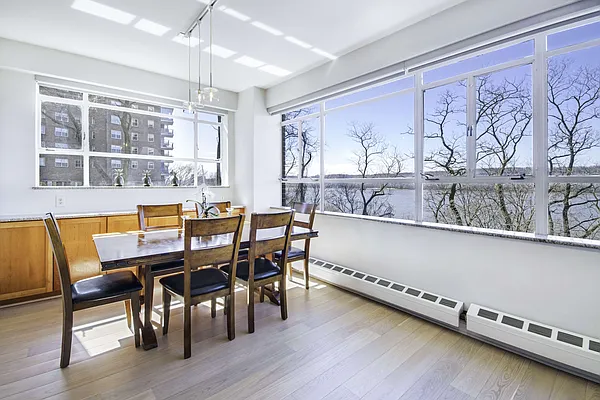 Sold by Compass | media 2