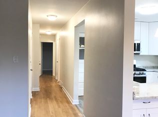 4959 Church St, Skokie, IL 60077