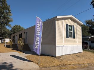 21 Forsythia Dr, Belton, MO 64012