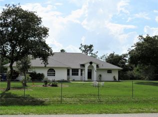 1190 Henscratch Rd, Lake Placid, FL 33852