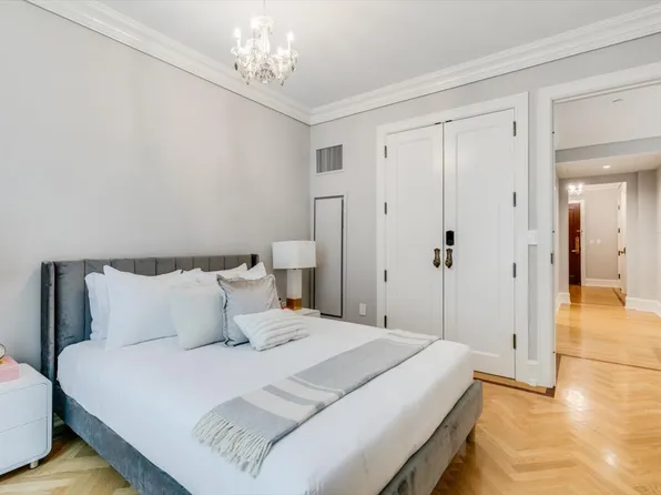 1 Central Park South image 10 of 21