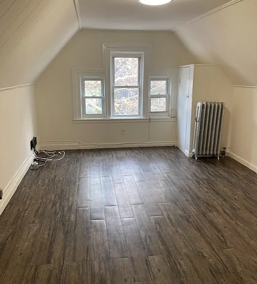 2709 Kingsbridge Ter — Photo 2