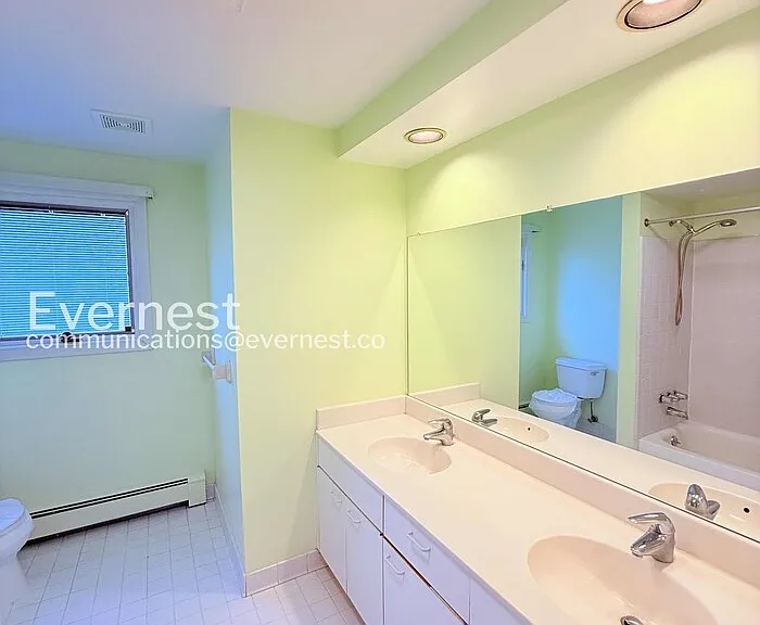 42021 Banbury Ct — Photo 22