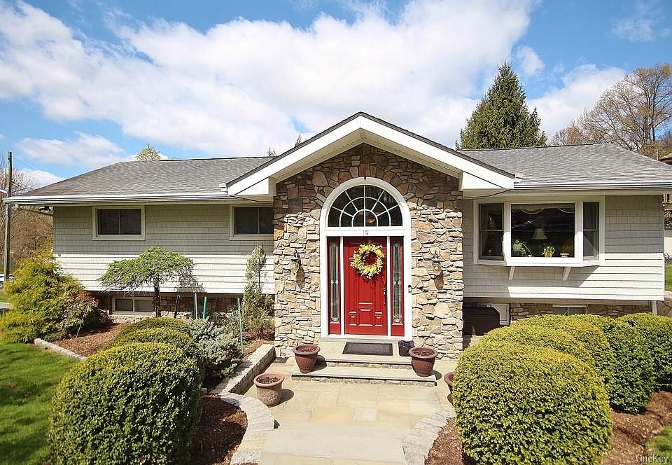 1st image of 19 Alta Vista Cir