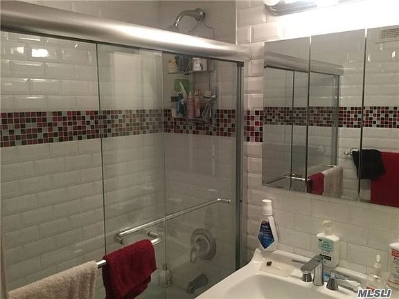 4th image of 9710 62nd Dr APT 1K