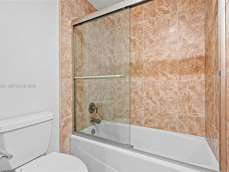 401 69th St #Penthouse 101 — Photo 27