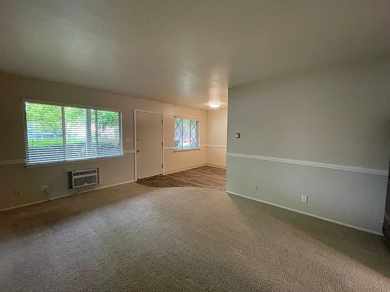 Must See Community in River Park Community ~ East Sac Area — Photo 26