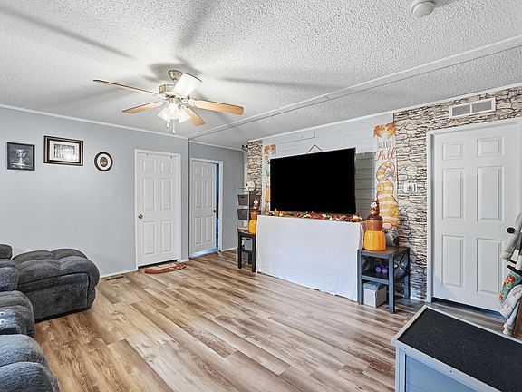 2nd image of 166 Killary Rd