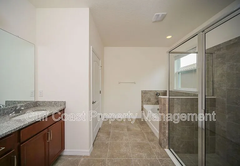 2903 Esmeralda Dr — Photo 14