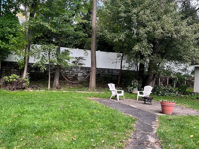 537 N Ave E #1 — Photo 13