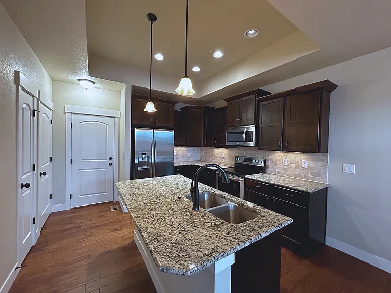 2521 Des Moines Dr #104 — Photo 12