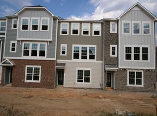 2925 Richardson Rd, Apex, NC 27502
