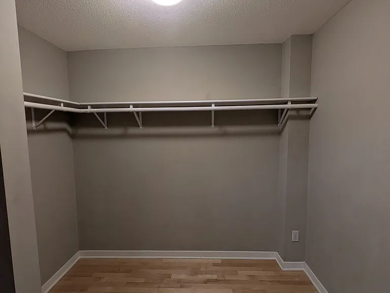 1770 Bryant Ave S #202 — Photo 13