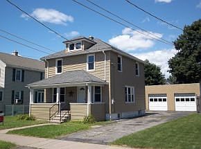 1st image of 631 Wilma St