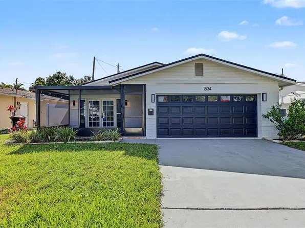 1834 NEW HAMPSHIRE AVENUE NE, ST PETERSBURG, FL 33703