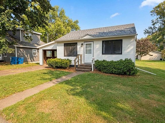 2nd image of 207 Hatten Avenue