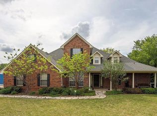 613 Little Horse Trl, Fort Worth, TX 76108