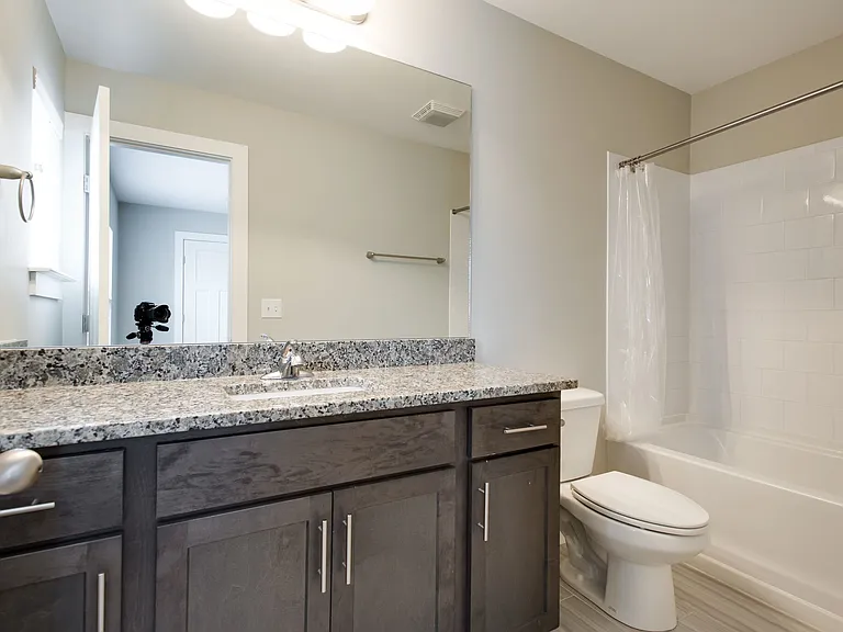5715 California Ave — Photo 13