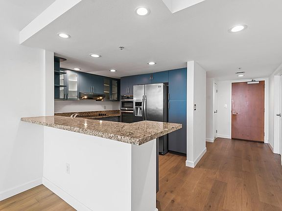 3rd image of 13700 Marina Pointe Dr Unit 302