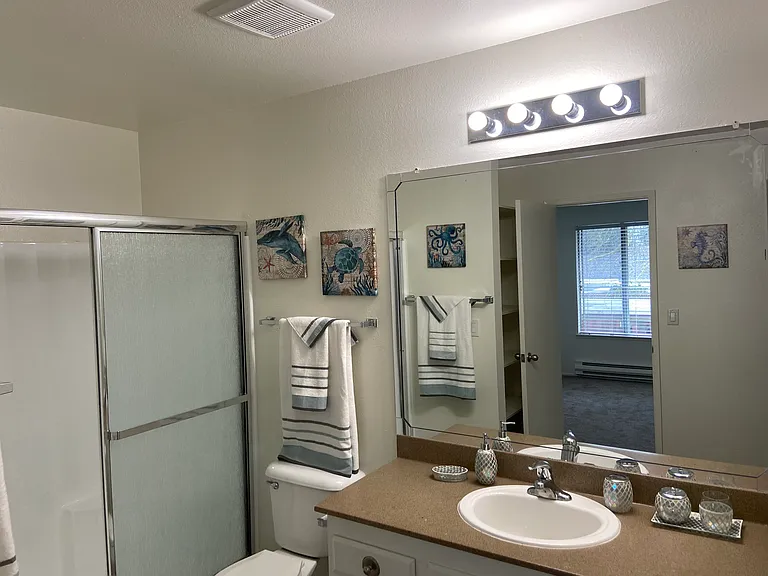 The Foothills Apartments — Photo 21
